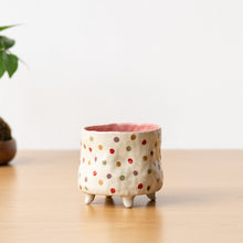 将图片加载到图库查看器，Handmade Footed Pot: Retro Polka